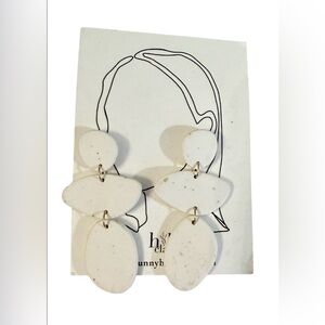 #752 NEW Hunnybean Clay Speckled White Dangle Earrings | Handmade Minimal Drop